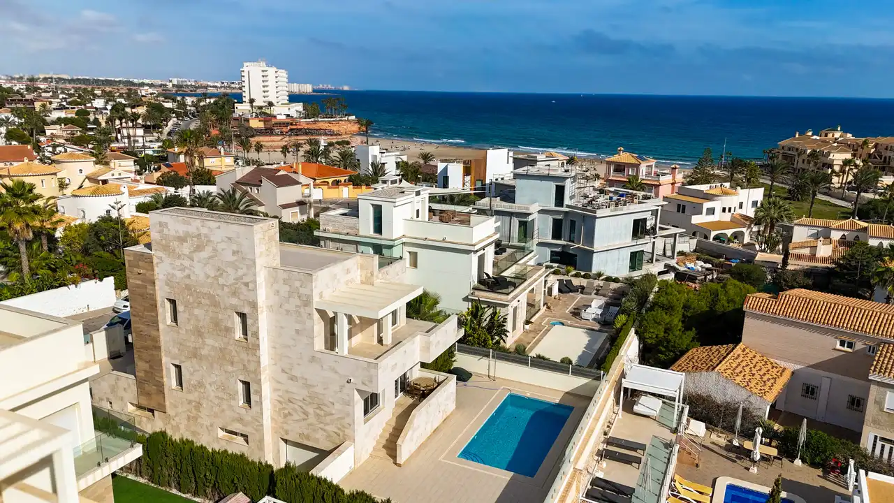 Chalet con piscina en venta en Orihuela Costa, imagen 40