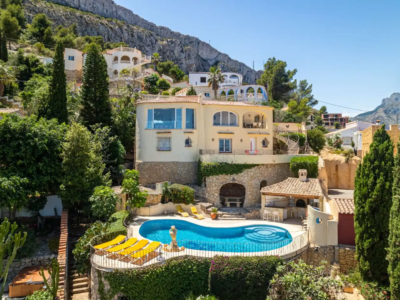 Villa con piscina in vendita a MARYVILLA 03710