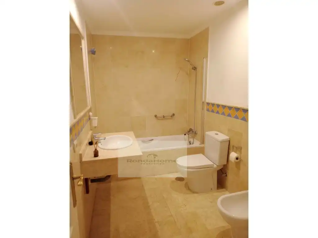 Flat with pool for sale in Nueva Andalucía, imagen 8