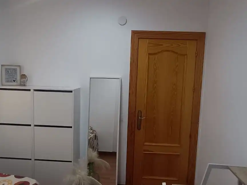 Habitación de Piso en venta en Almería con Parquet, Amueblado y Lavadora