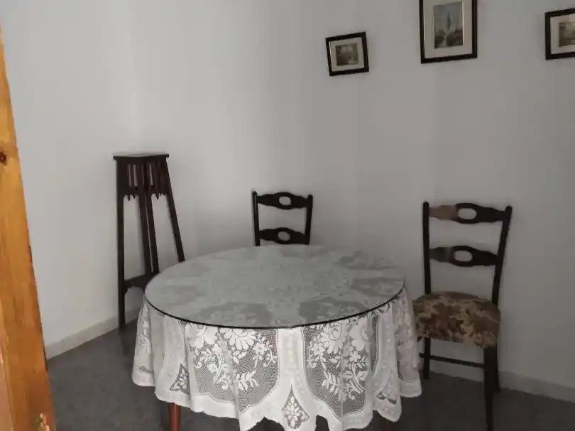 Menjador de Casa adosada de lloguer en Guadalupe, Cáceres