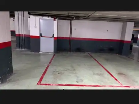 Aparcament de Garatge de lloguer en  Pamplona / Iruña