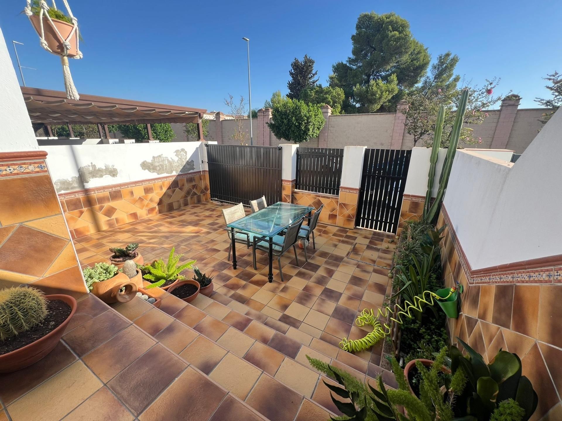 Terrace of Single-family semi-detached for sale in Dos Hermanas  with Private garden, Terrace and Balcony
