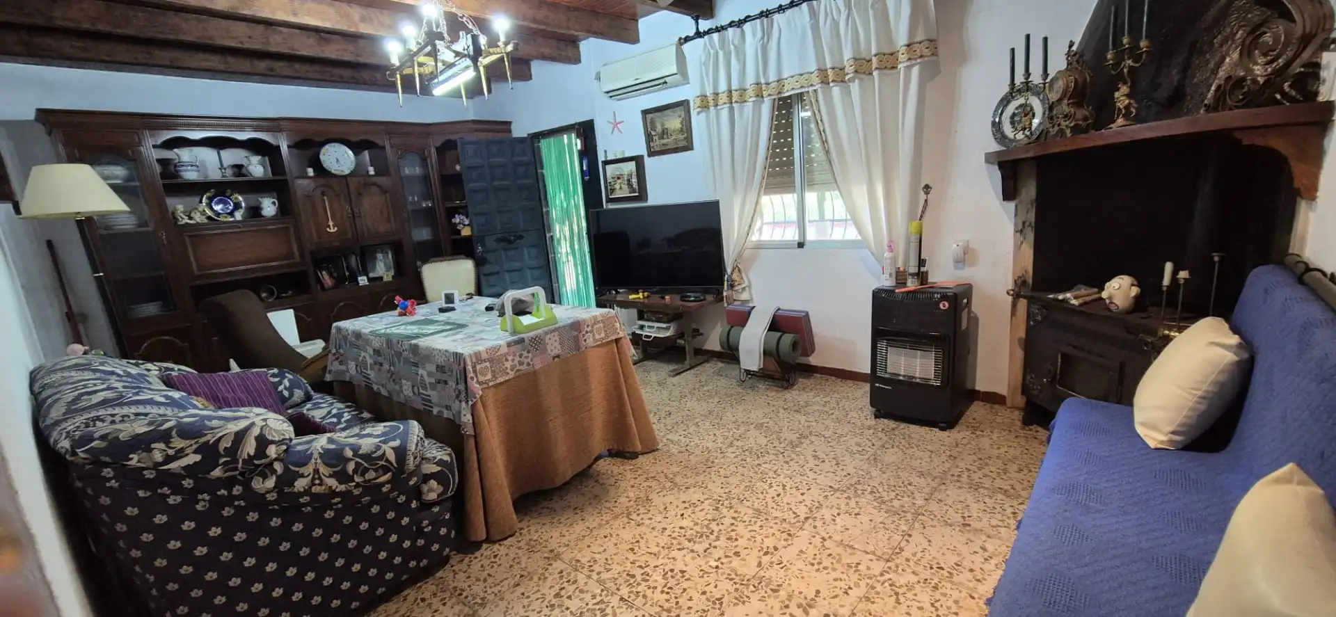 Wohnzimmer von Haus oder Chalet zum Verkauf in Badajoz mit Klimaanlage, Heizung und Privatgarten