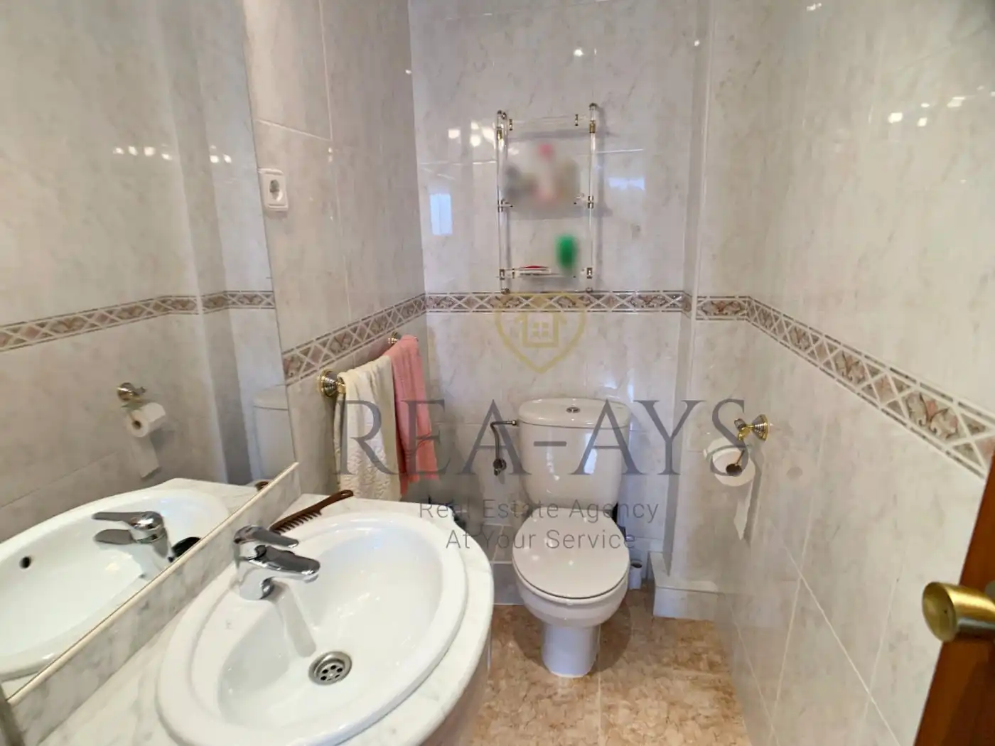 Baño de Casa o chalet en venta en Vallirana con Jardín privado, Terraza y Trastero