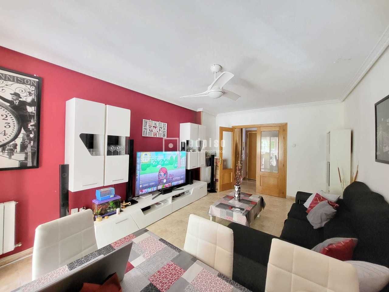 Living room of Flat for sale in Valdemoro  with Terrace, Storage room and Swimming Pool