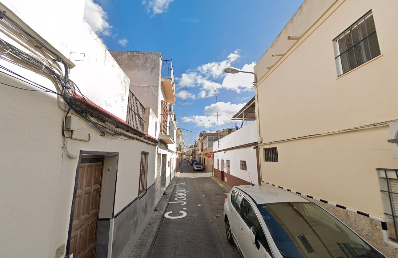 Exterior view of House or chalet for sale in  Sevilla Capital