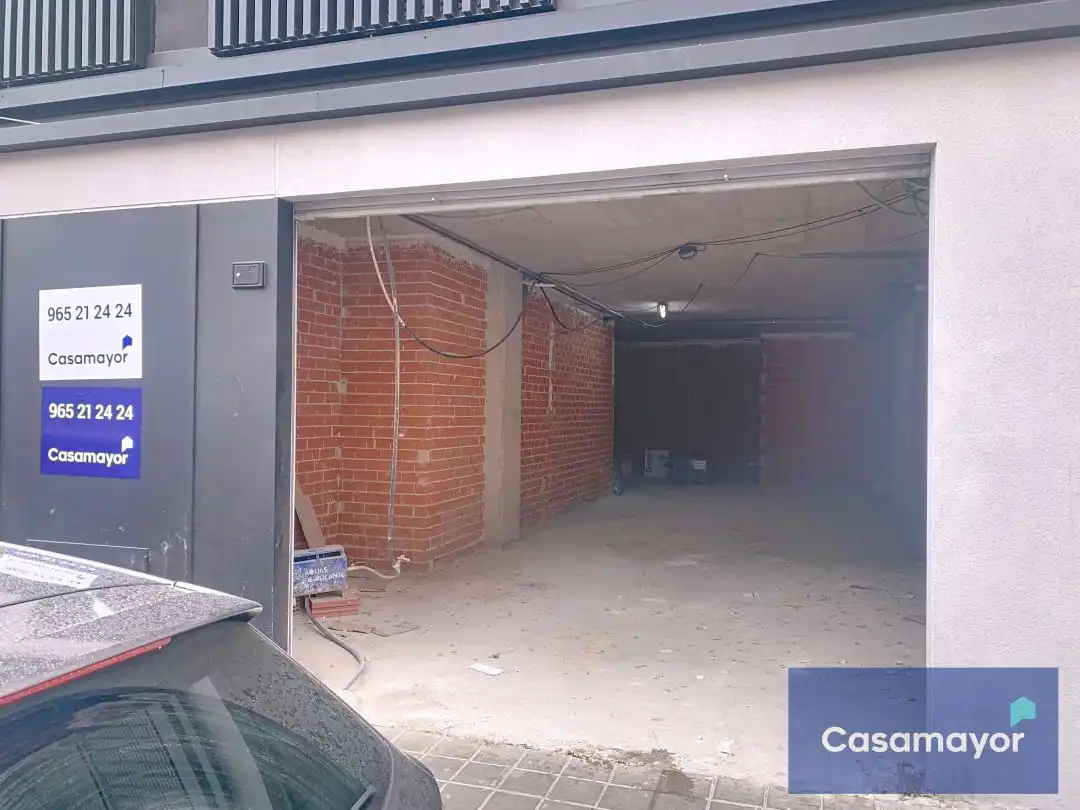 Aparcament de Local en venda en Alicante / Alacant