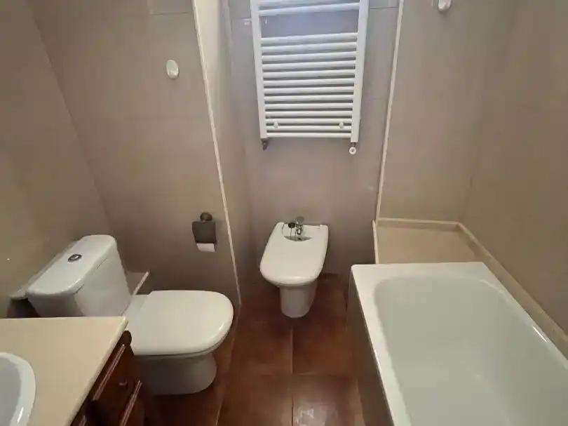 Bathroom of Flat for sale in Perillo