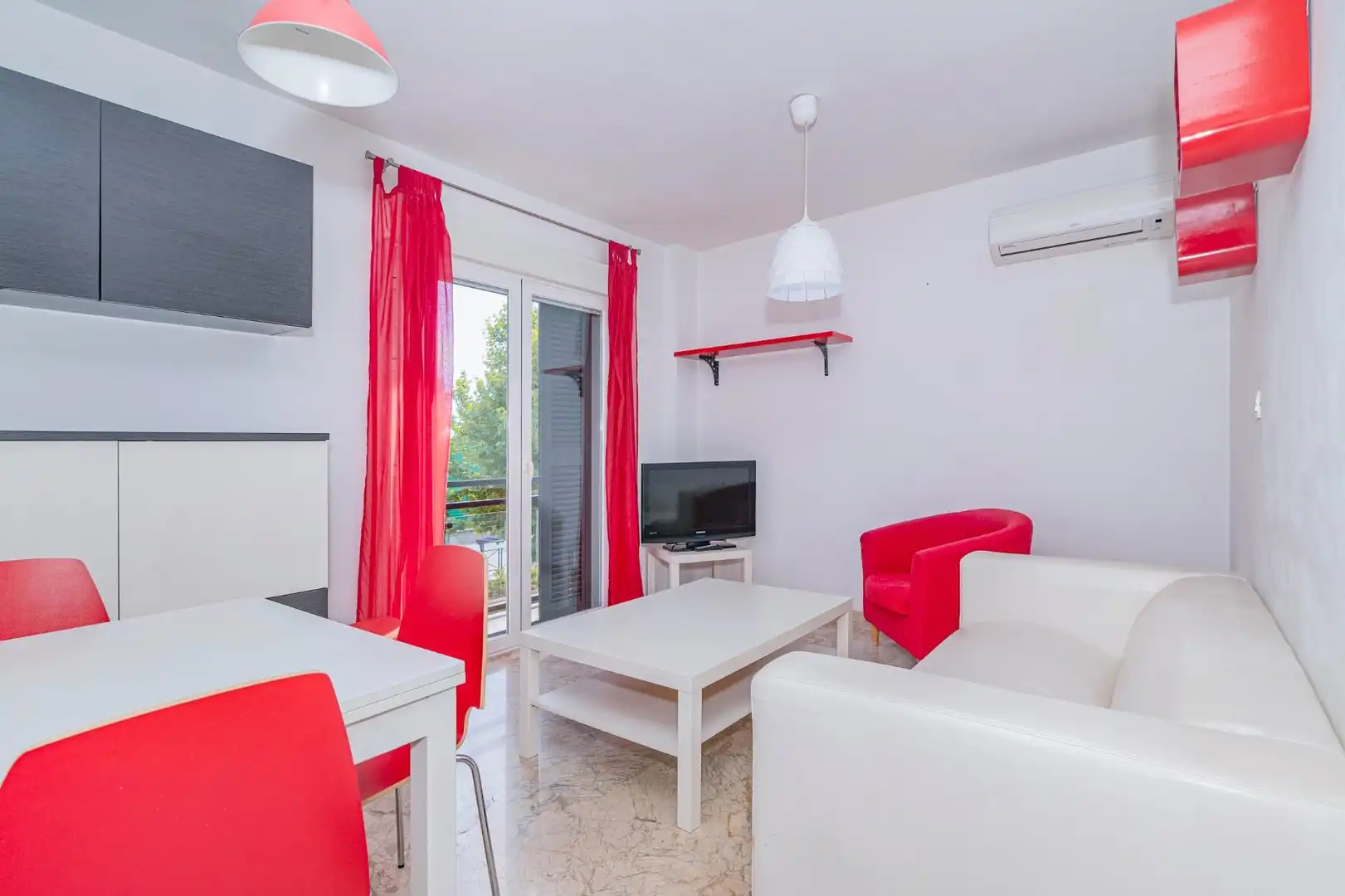Piso con ascensor en venta en Calle Calle Antequera, imagen 2