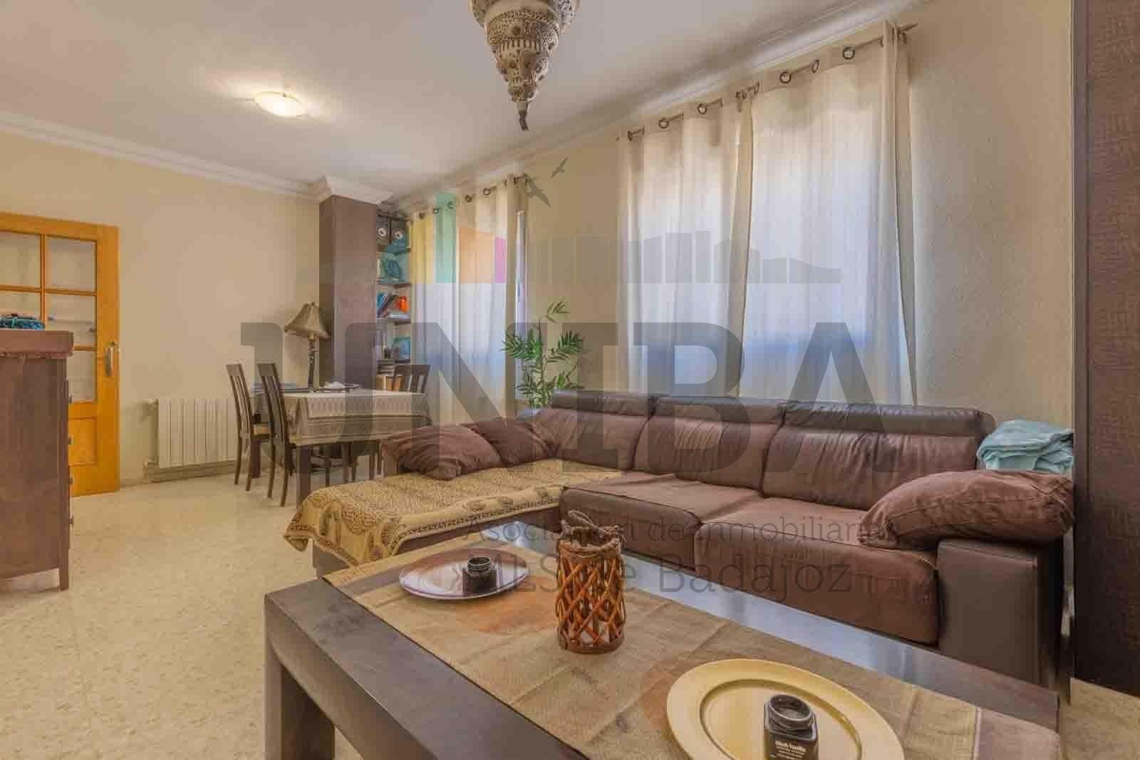 Living room of Flat for sale in Badajoz Capital  with Air Conditioner and Heating