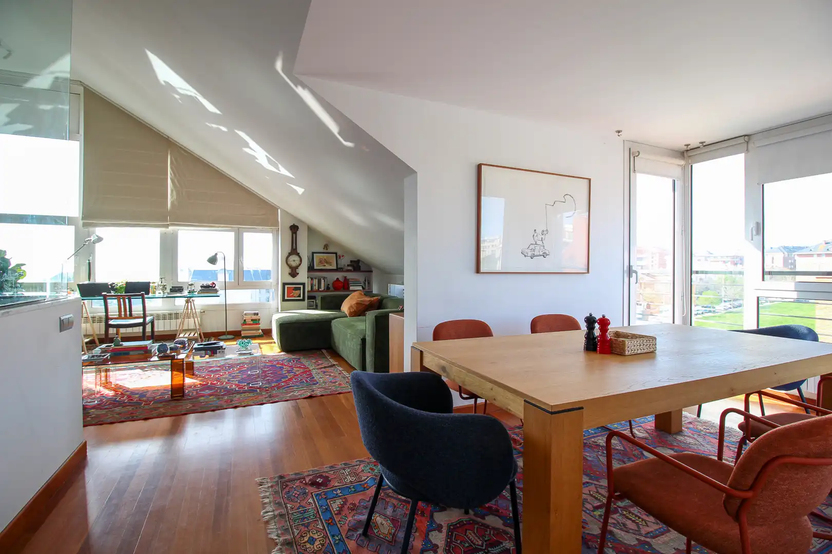 Menjador de Dúplex en venda en Santander amb Calefacció, Parquet i Terrassa