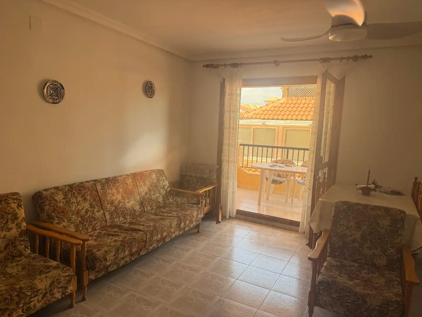 Living room of Flat for sale in Torrevieja  with Terrace, Furnished and Oven