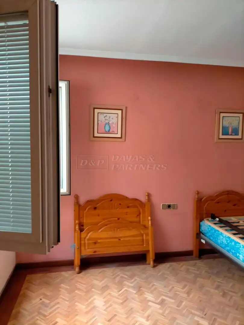Dormitori de Casa o xalet en venda en Orihuela amb Jardí privat, Terrassa i Traster