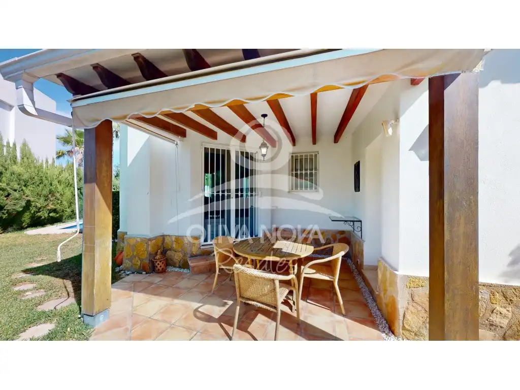 Casa amb piscina en venda a Calle Brueghell, imagen 19