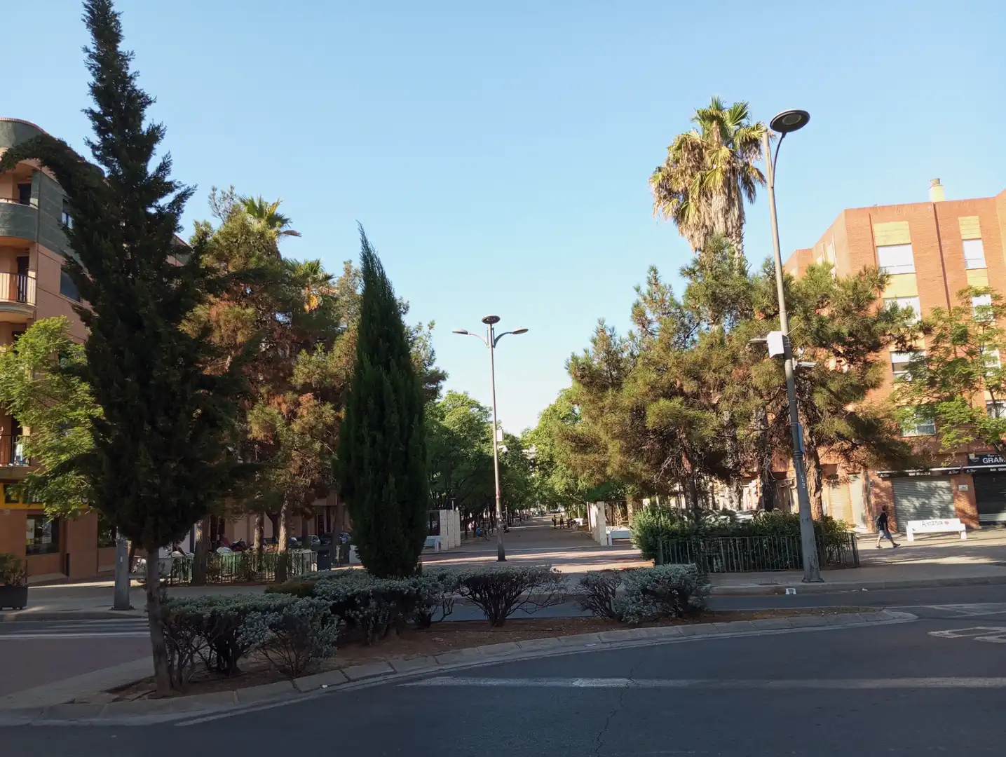 Vista exterior de Àtic en venda en Burjassot amb Aire condicionat, Terrassa i Traster