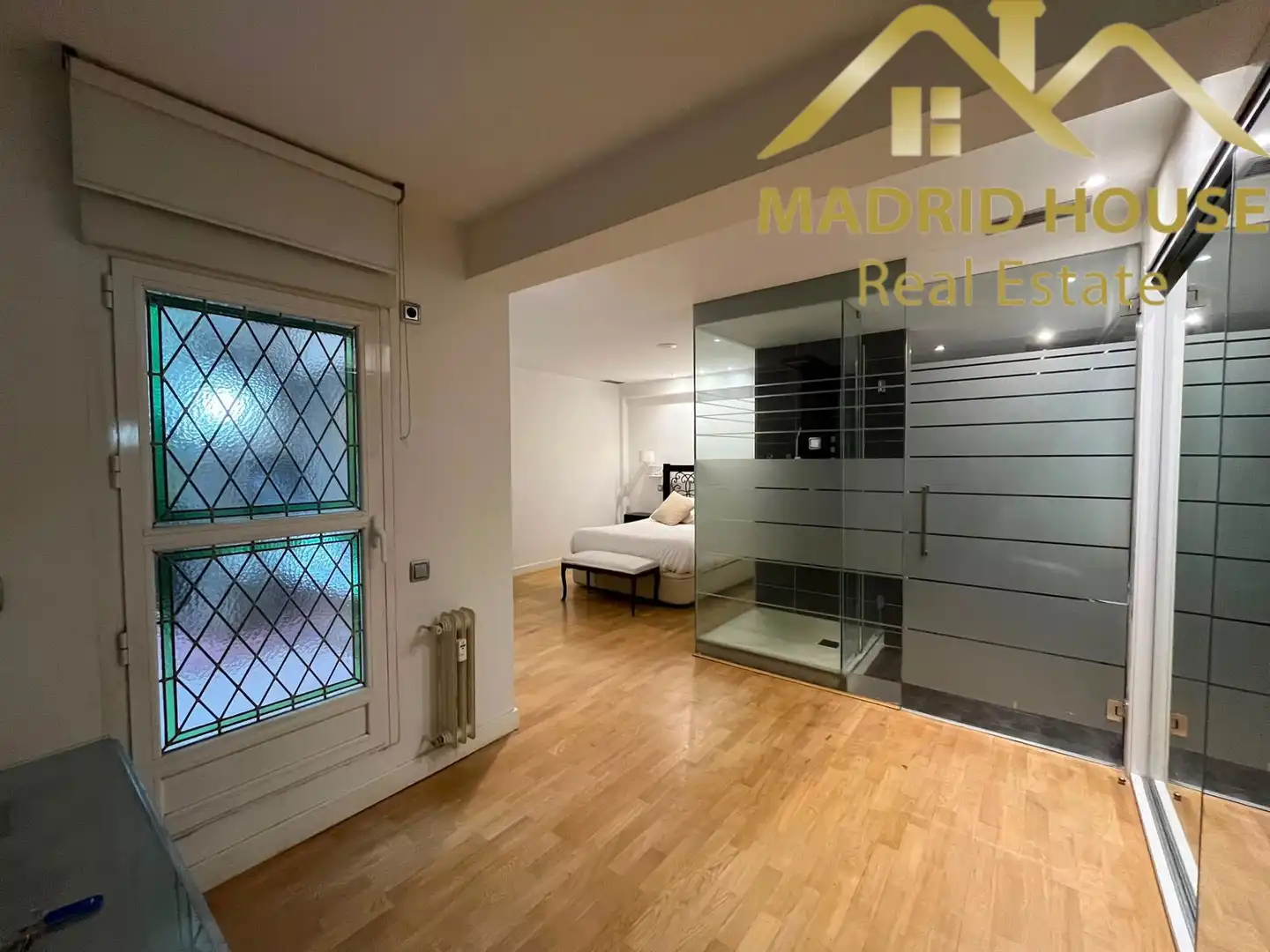 Außenansicht von Wohnung zum Verkauf in Madrid mit Klimaanlage, Heizung und Möbliert
