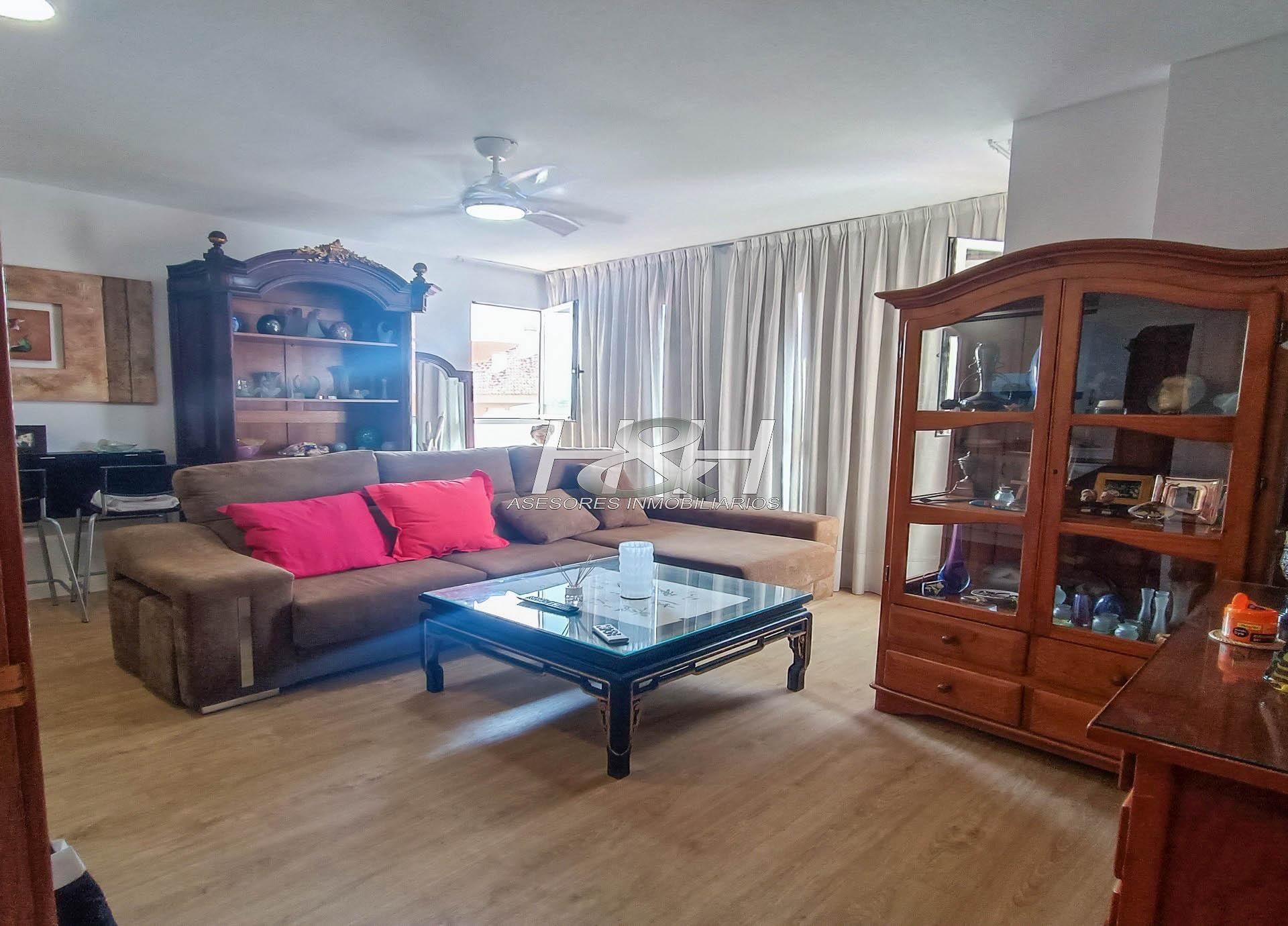 Living room of Flat for sale in  Valencia Capital  with Parquet flooring