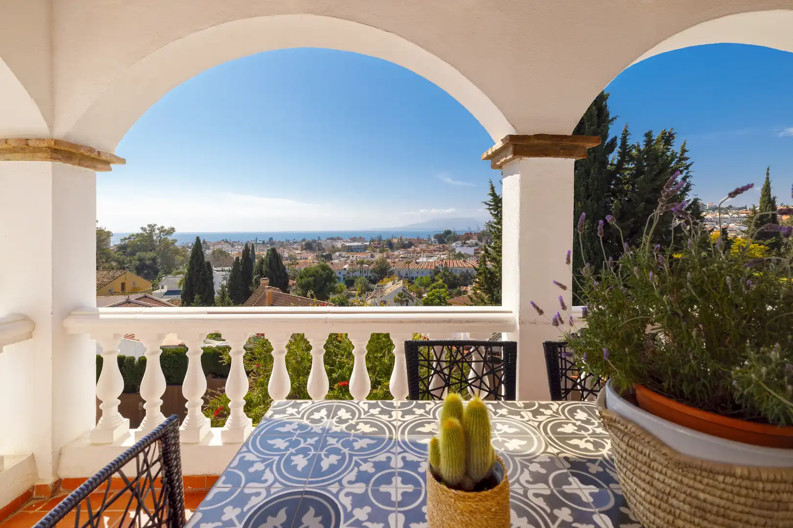 Terrassa de Casa o xalet en venda en Málaga amb Aire condicionat, Calefacció i Jardí privat