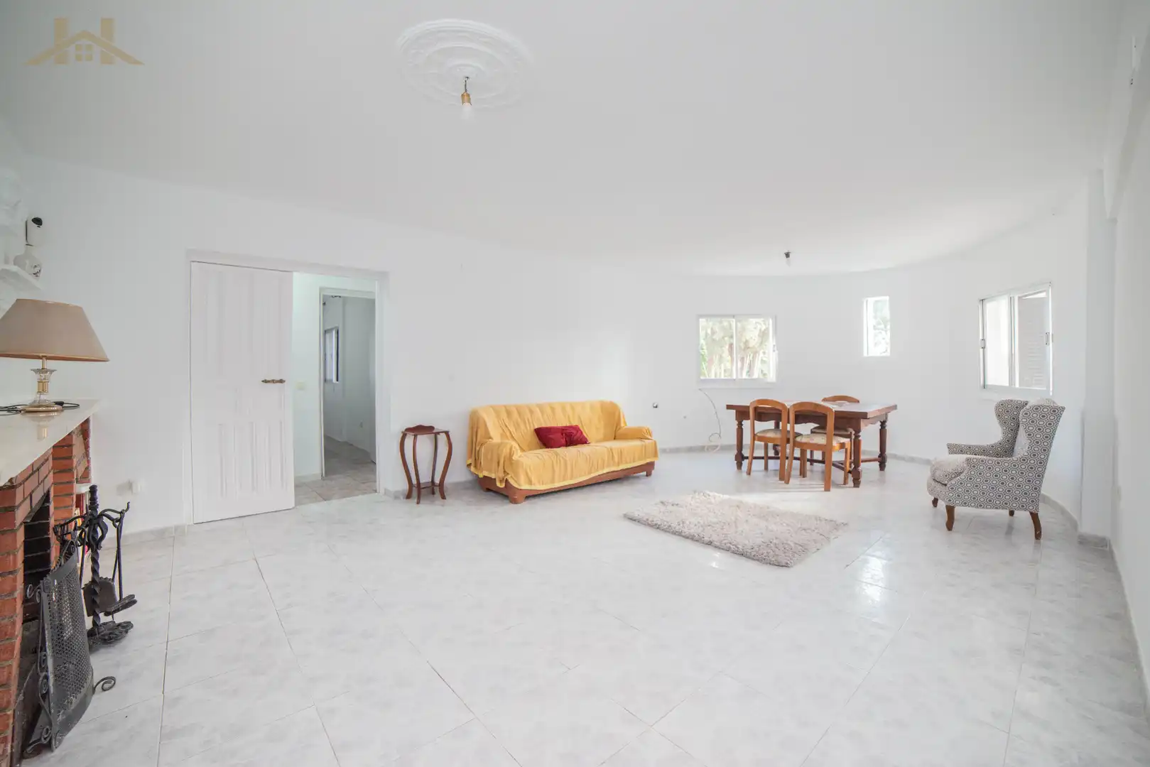 Sala d'estar de Casa o xalet en venda en Yeles amb Calefacció, Jardí privat i Terrassa