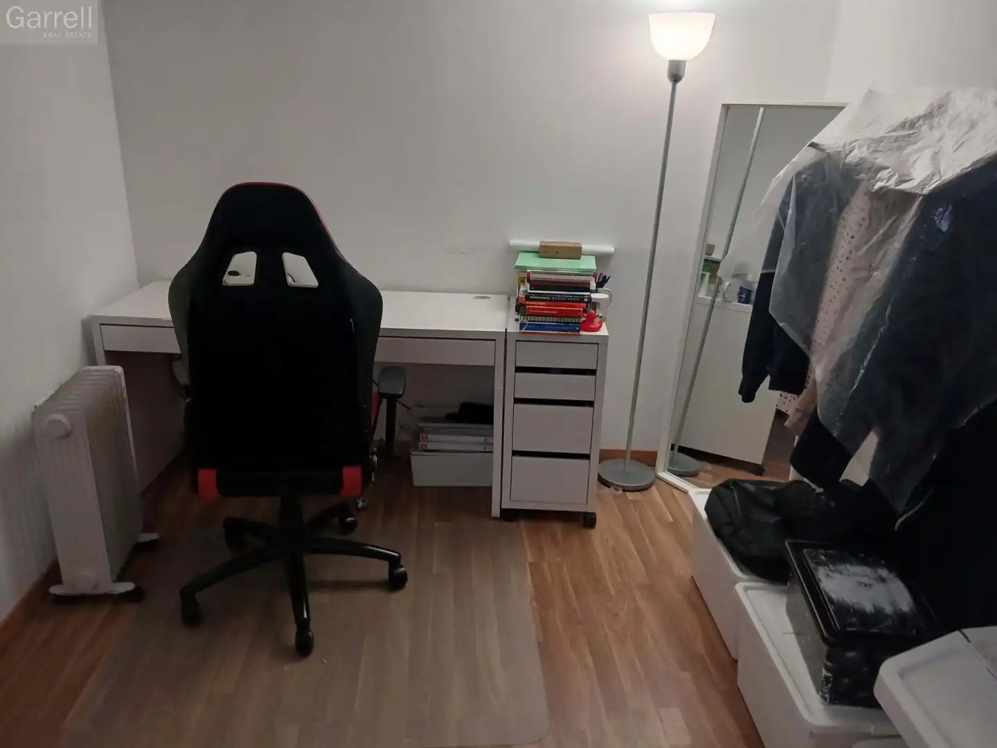 Schlafzimmer von Wohnung zum Verkauf in Terrassa mit Terrasse und Balkon