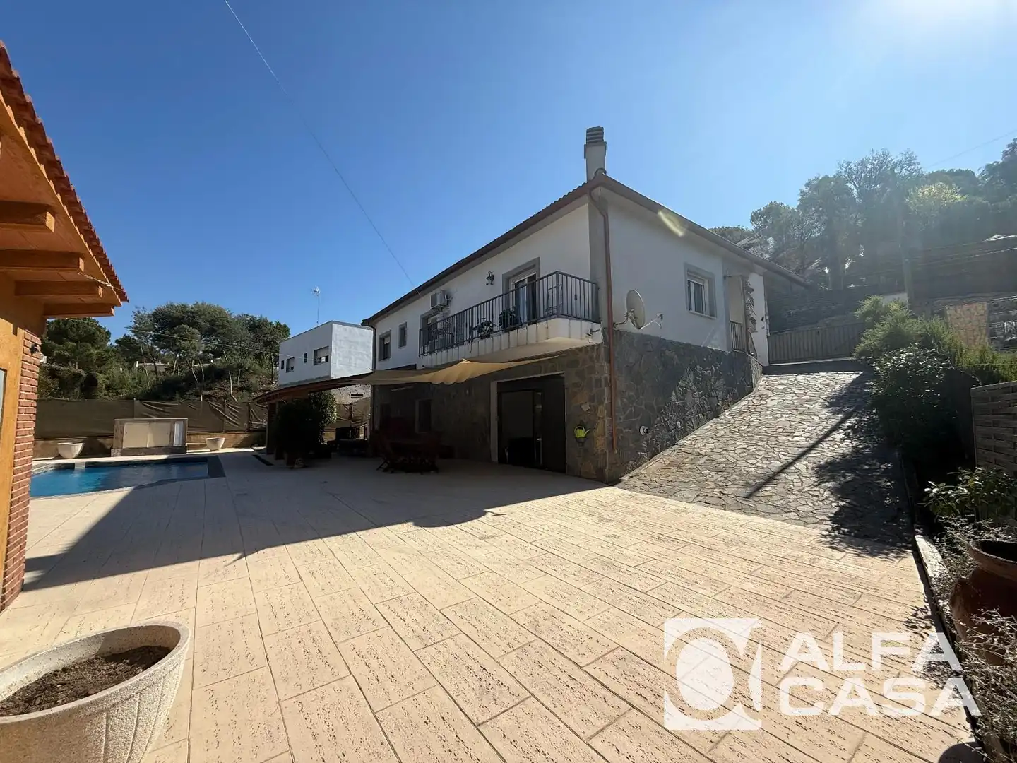 Casa amb terrassa en venda a Aiguaviva Parc, imagen 5