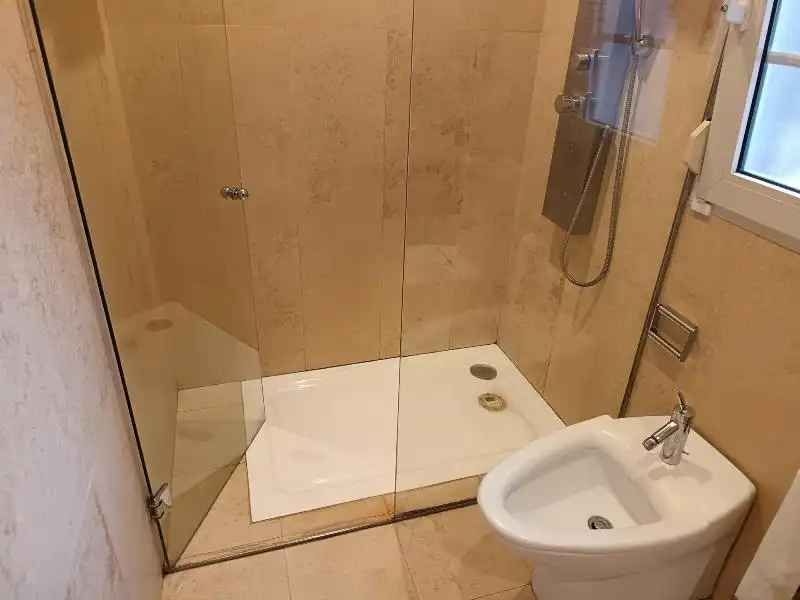 Baño de Casa o chalet en venta en Torrevieja con Aire acondicionado, Calefacción y Jardín privado