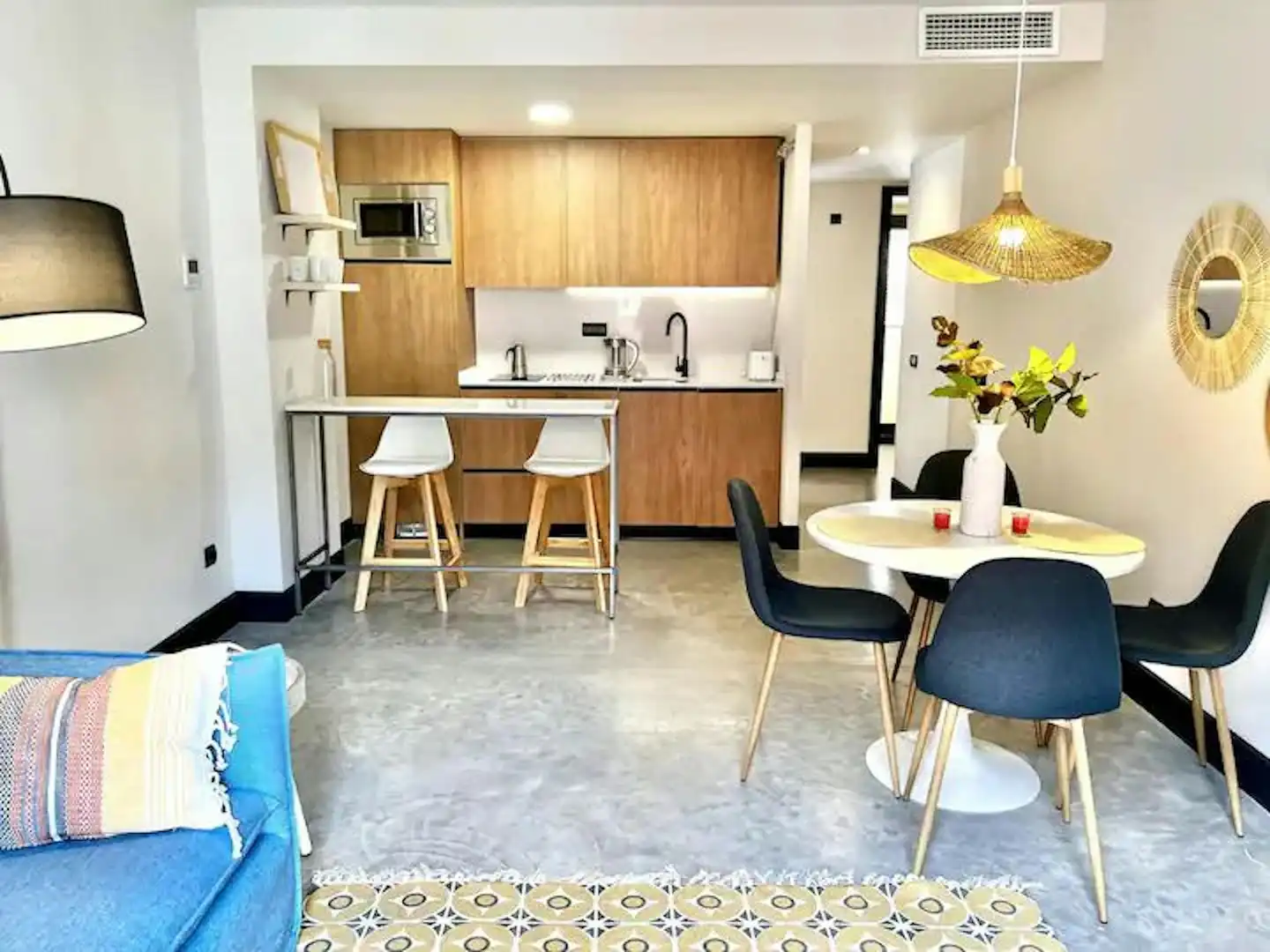 Flat for rent in N/A, Almendrales