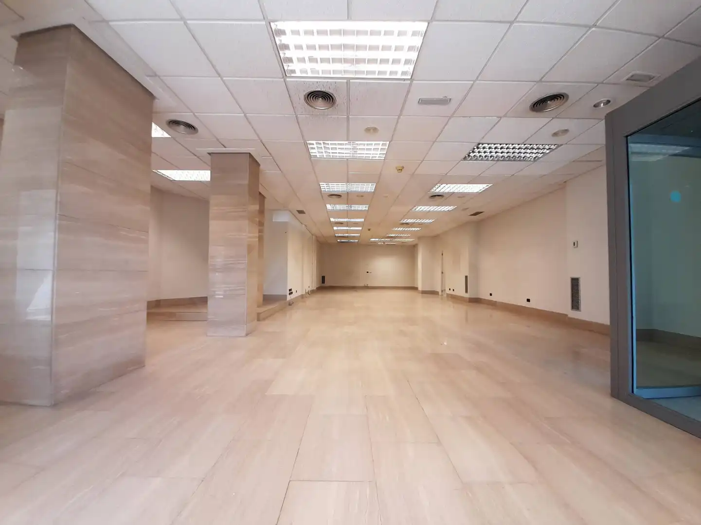 Locale commerciale in affitto a Logroño - MARQUES DE MURRIETA, imagen 2