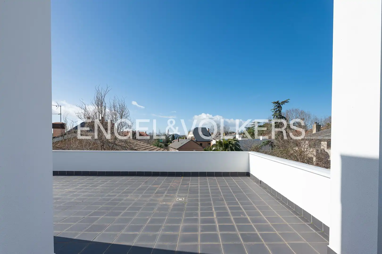 Terraza de Casa o chalet en venta en Madrid con Aire acondicionado, Calefacción y Jardín privado
