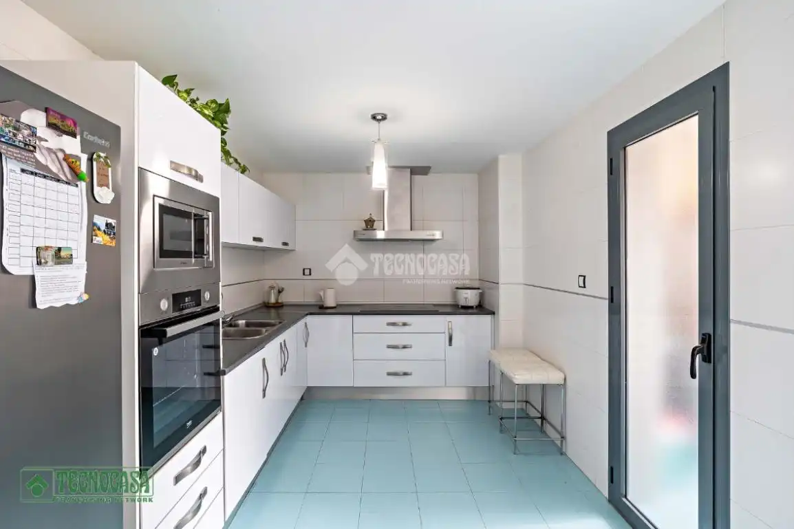 Cocina de Ático en venta en El Ejido con Aire acondicionado, Parquet y Balcón