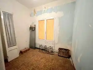 Schlafzimmer von Erdgeschoss zum Verkauf in Badalona mit Privatgarten und Abstellraum