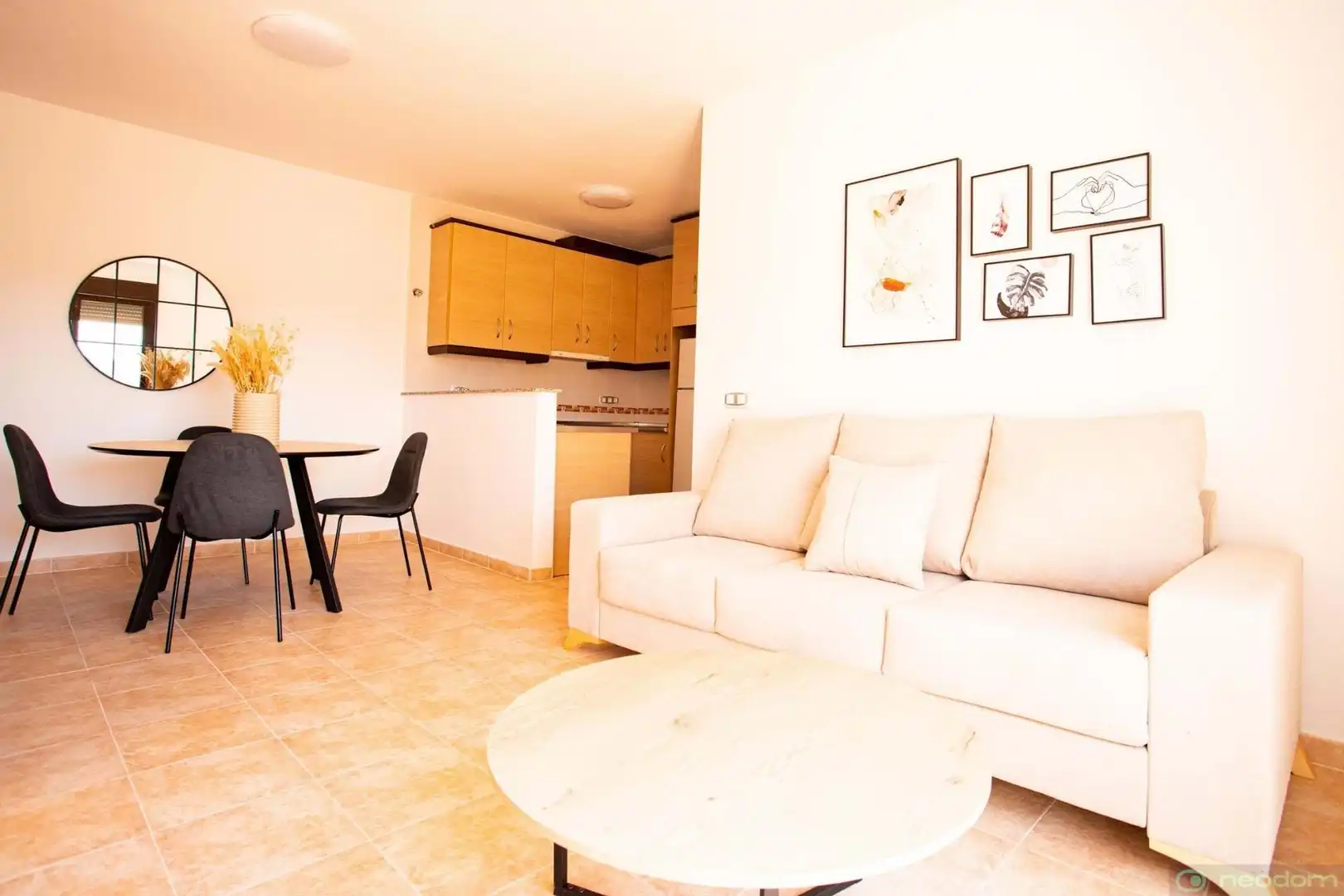 Wohnzimmer von Wohnung zum Verkauf in Águilas mit Möbliert