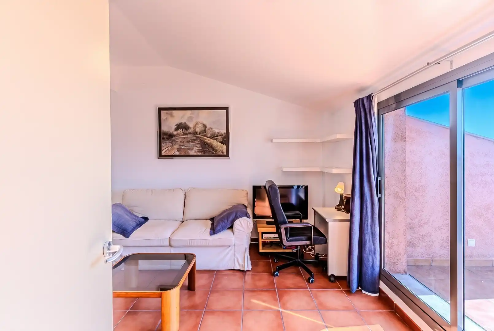 Sala de estar de Dúplex en venta en L'Ametlla de Mar  con Aire acondicionado, Calefacción y Terraza