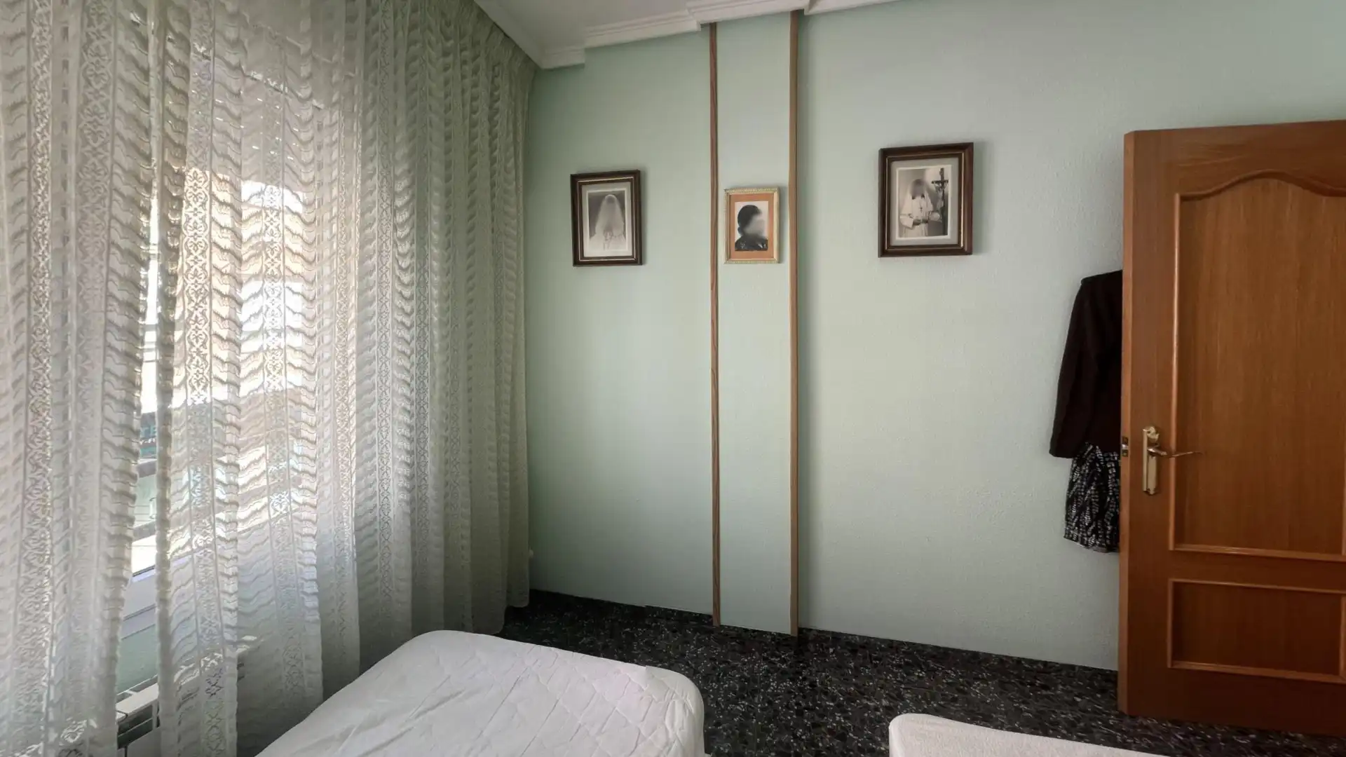 Bedroom of Flat for sale in Utiel  with Heating, Furnished and Washing machine