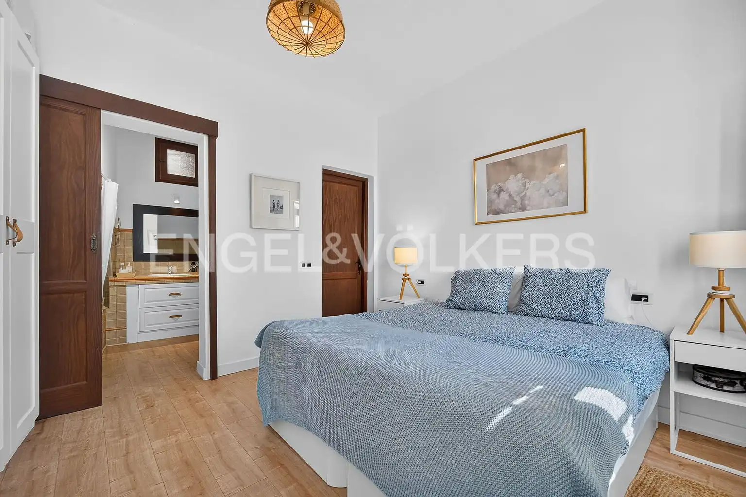 Dormitori de Casa o xalet en venda en Guía de Isora amb Terrassa i Moblat