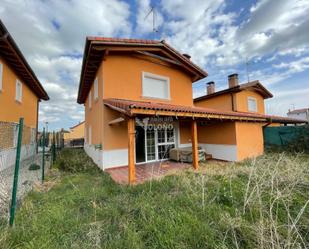 Exterior view of House or chalet for sale in Herramélluri  with Terrace