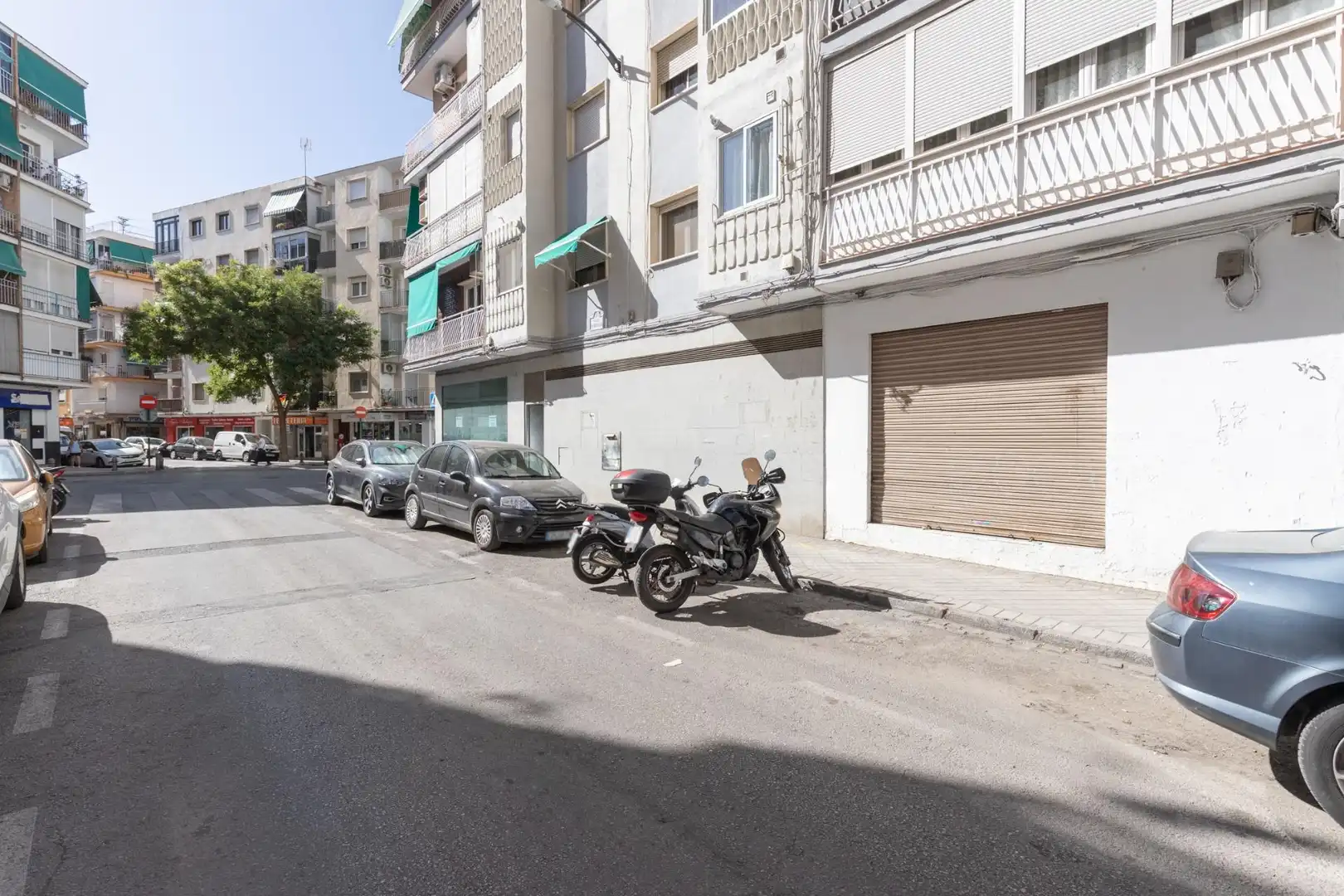Außenansicht von Geschaftsraum zum Verkauf in Granada