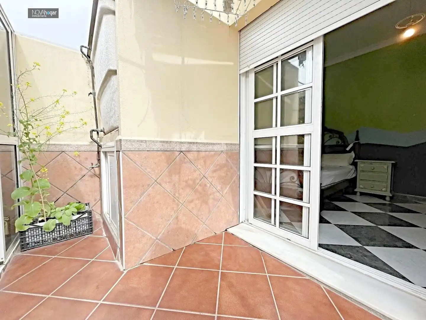 Exterior view of Houses for sale in Málaga  with Air Conditioner, Terrace and Furnished