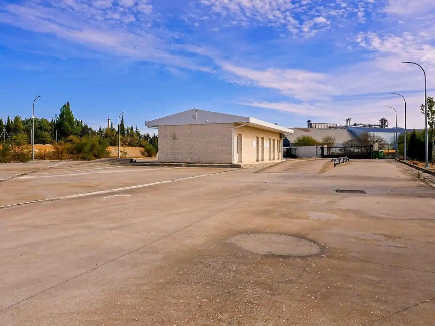 Vista exterior de Nave industrial en venta en Tarancón
