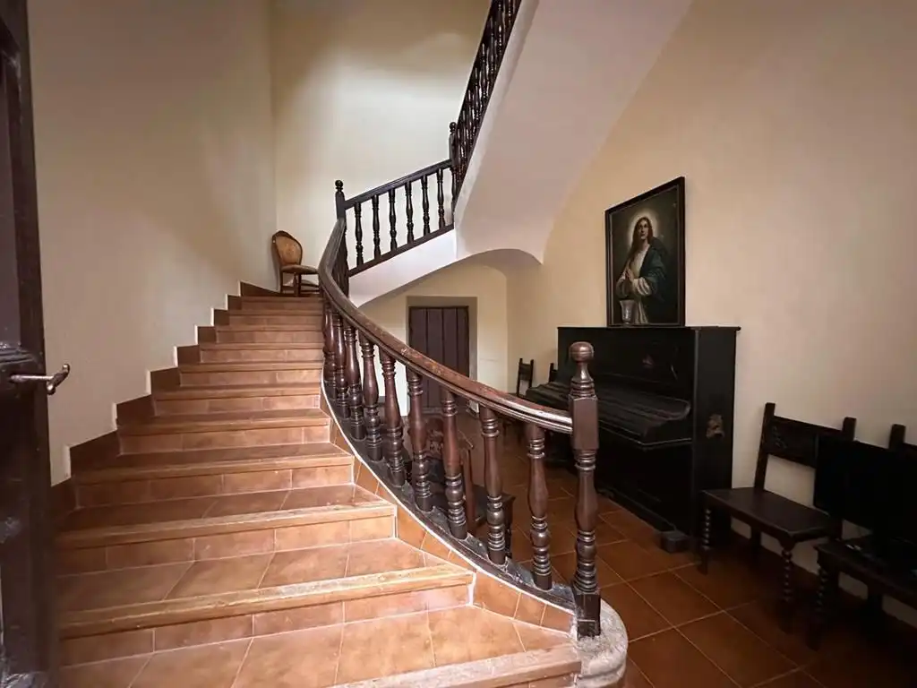 Edificio en venta en Sisante