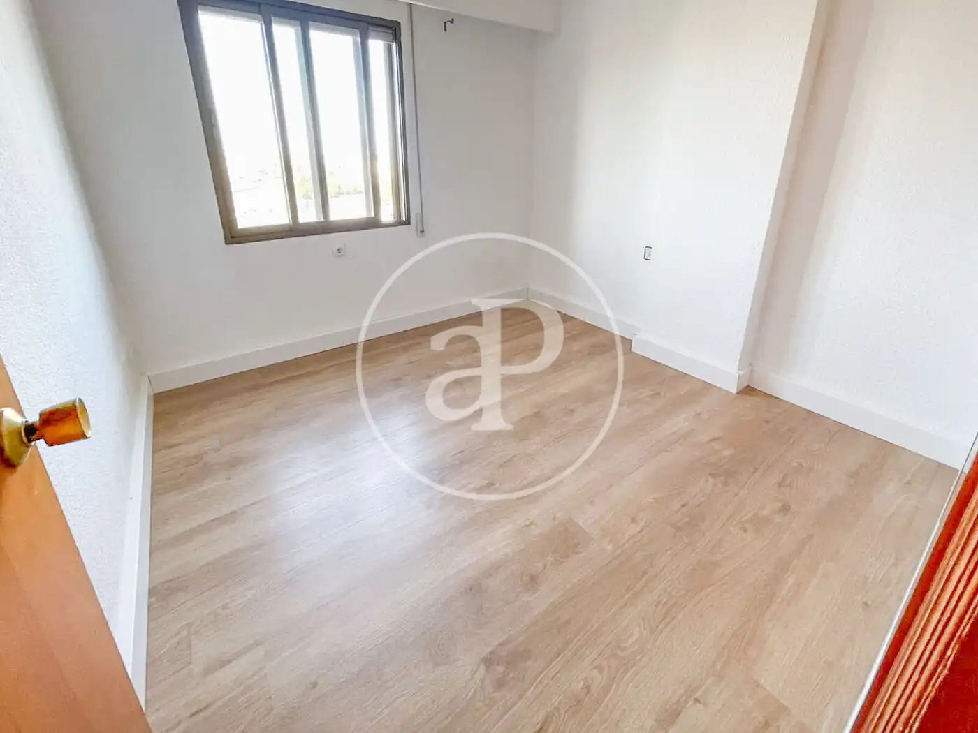Flat with balcony to rent in C/ de Rubén Darío, imagen 24