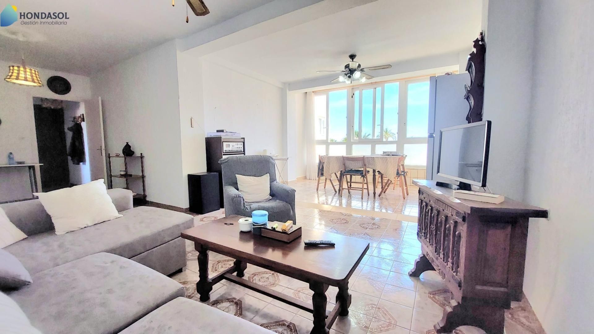 Sala d'estar de Apartament en venda en Cartagena amb Jardí privat, Terrassa i Piscina comunitària