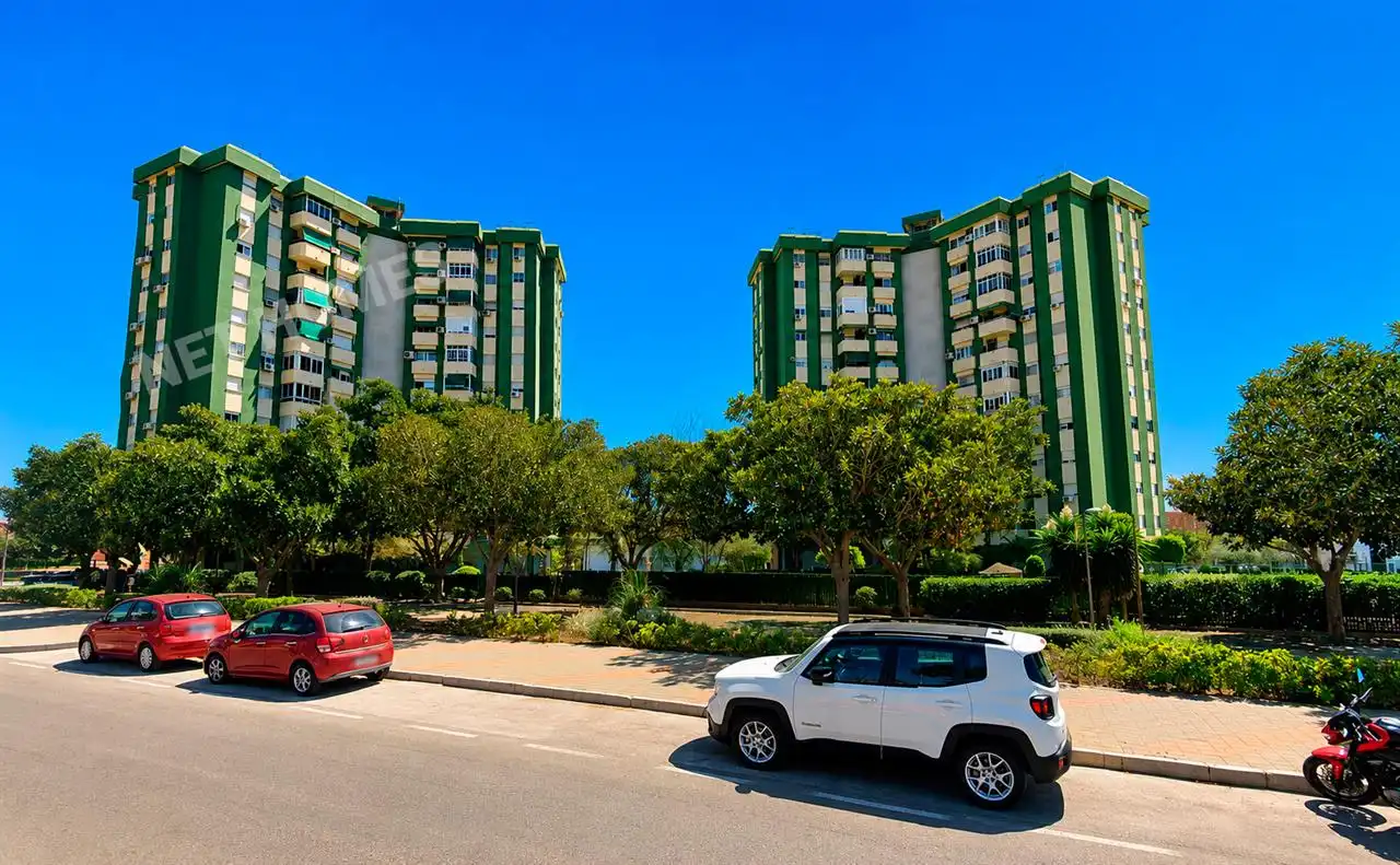 Exterior view of Flat for rent in Málaga  with Swimming Pool and Furnished