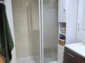Bathroom of Flat for sale in Castell d'Aro, Platja d'Aro i s'Agaró  with Air Conditioner, Heating and Parquet flooring