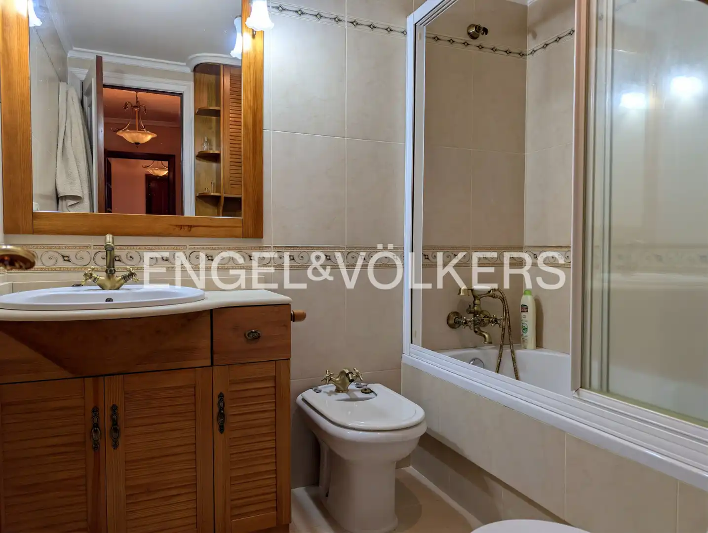 Baño de Piso de alquiler en Vigo  con Calefacción
