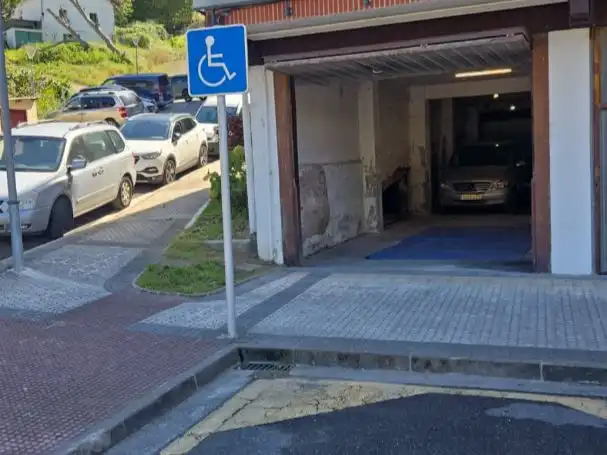 Parkplatz von Geschaftsraum zur Miete in Astigarraga