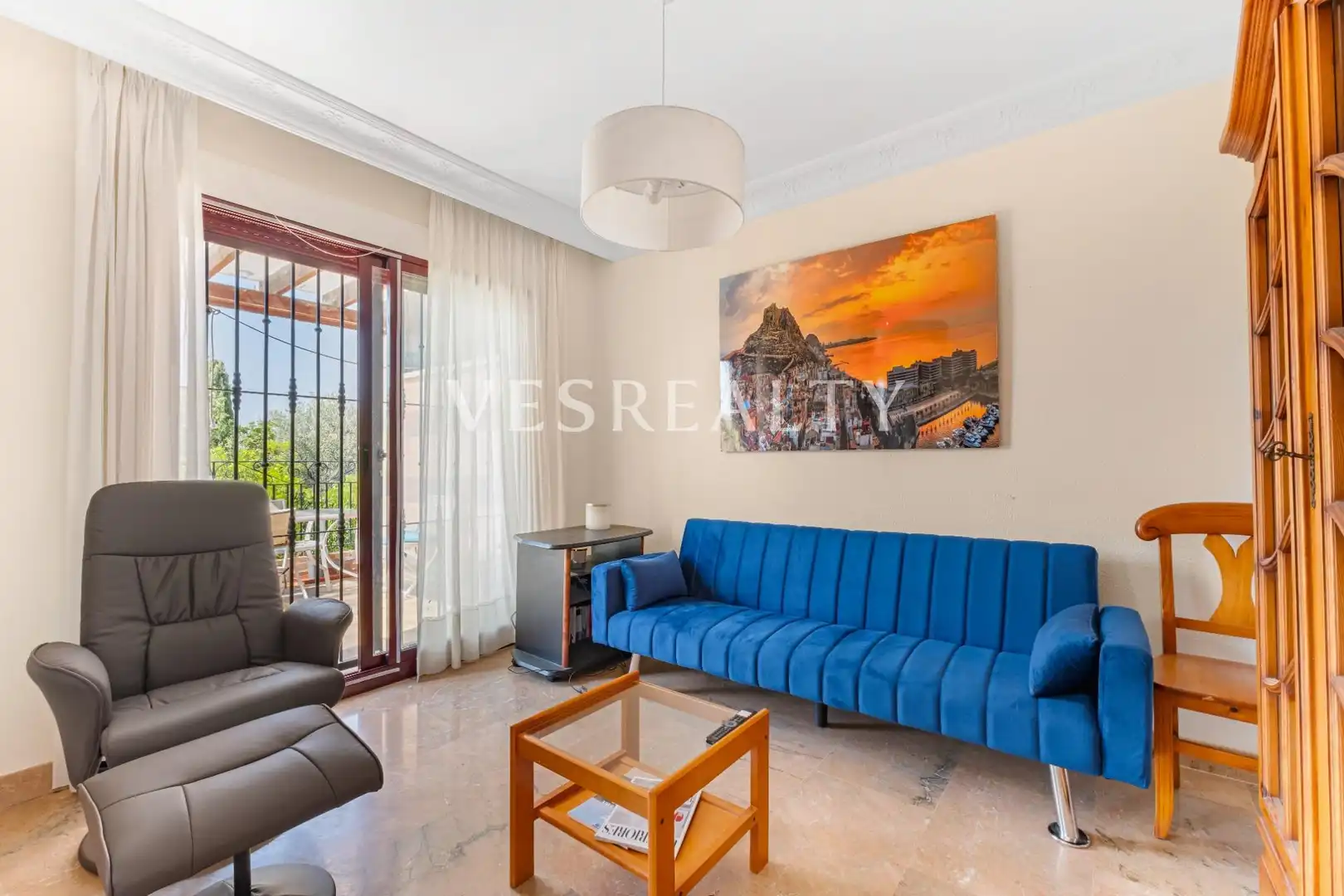 Vista exterior de Casa o xalet en venda en Sant Joan d'Alacant amb Jardí privat, Terrassa i Balcó
