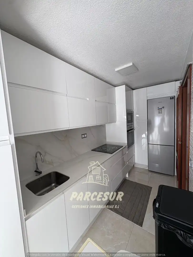 Cocina de Piso en venta en Poniente-Norte - Miralbaida - Parque Azahara