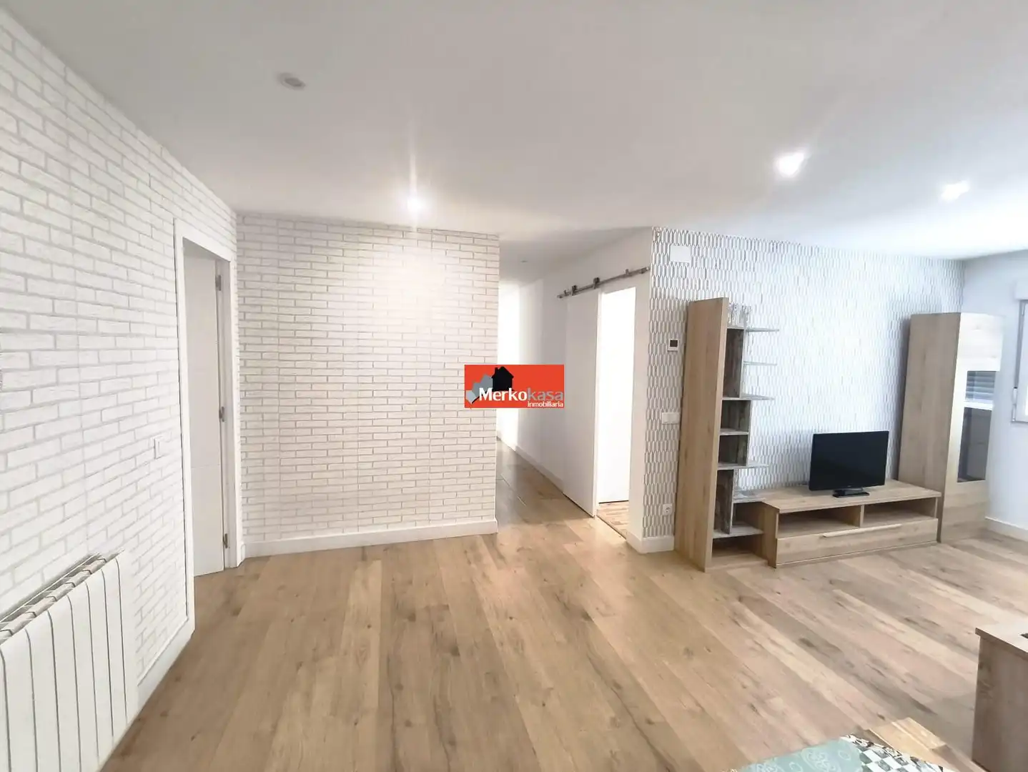Piso en venta en Lugo con Calefacción, Trastero y Amueblado